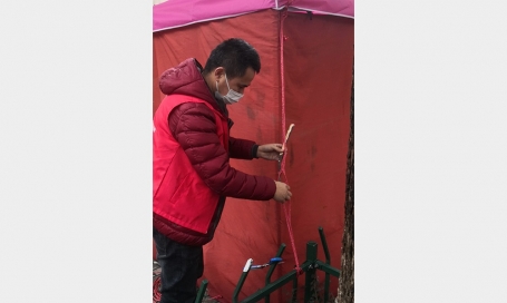 進社區(qū)疫情防控志愿服務